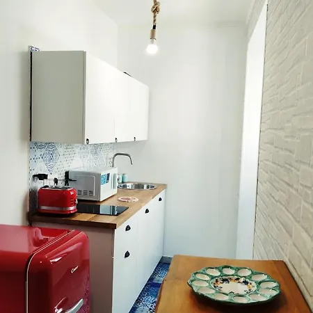 Mediterranea 4*