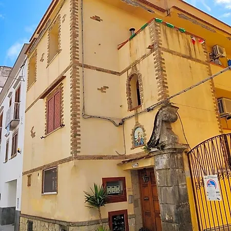 Mediterranea Nocleg ze śniadaniem 4*